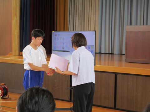 102254_04.jpg