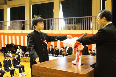 102301_02.jpg